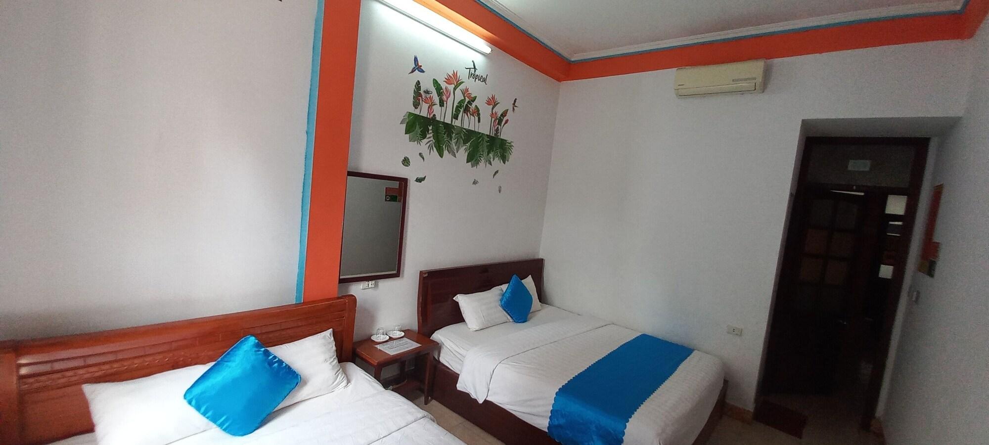Alex Ha Long Hotel מראה חיצוני תמונה