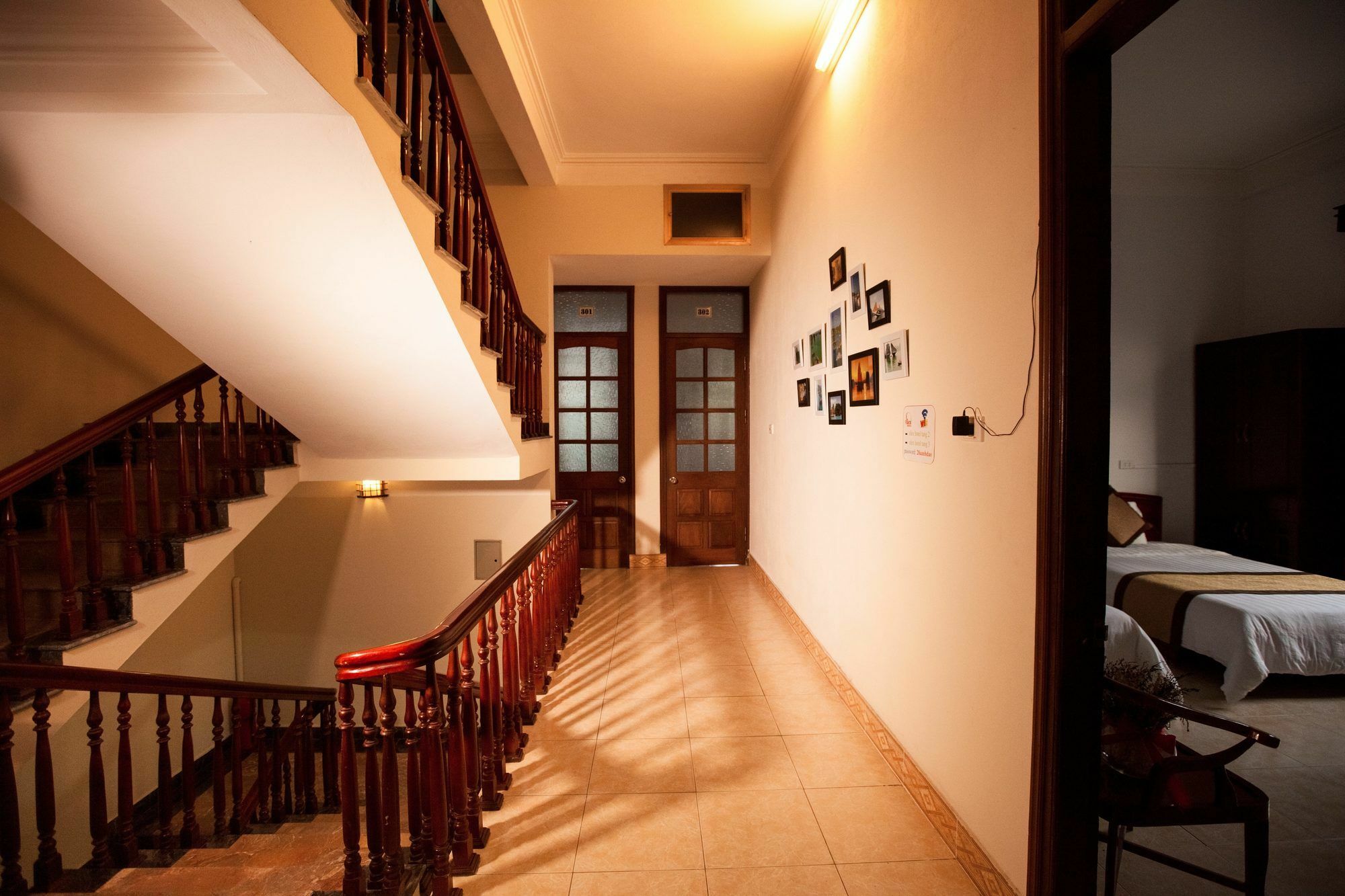 Alex Ha Long Hotel מראה חיצוני תמונה