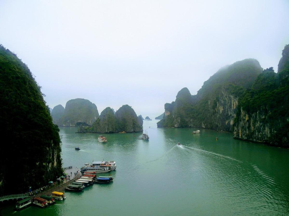 Alex Ha Long Hotel מראה חיצוני תמונה
